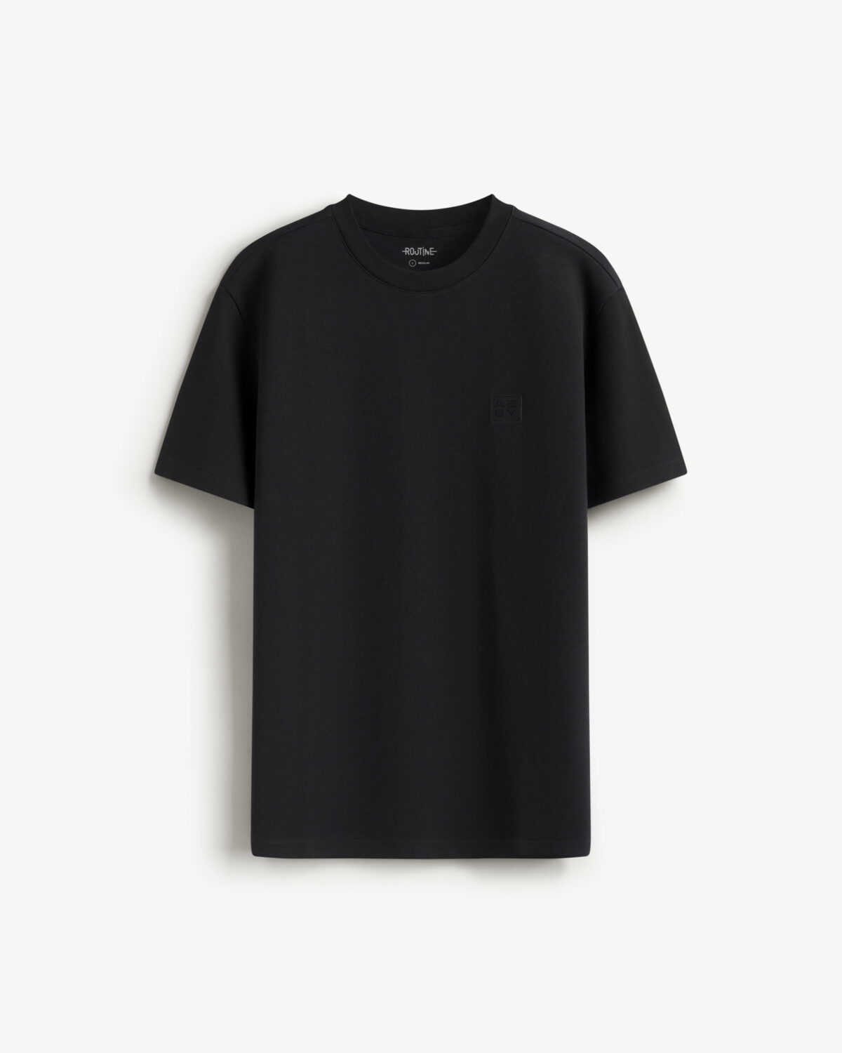 Men's patch short sleeve t-shirt. Regular