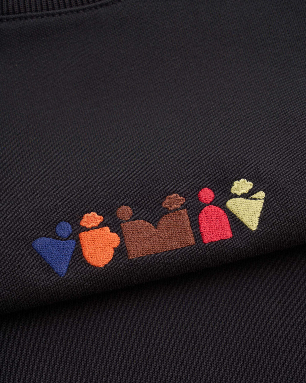 S.cafe unisex short sleeve t-shirt embroidered boxy form - Image 4