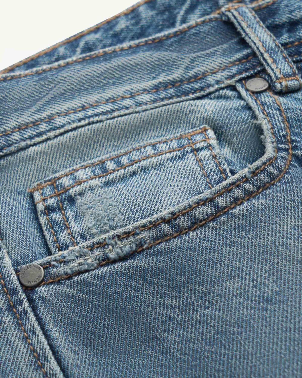 Men's loose form wide leg denim pants - Image 3