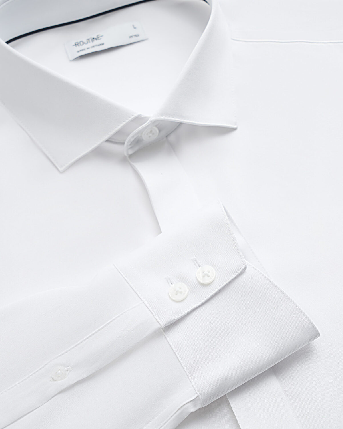 Men's white long sleeve poly spandex shirt - Image 5