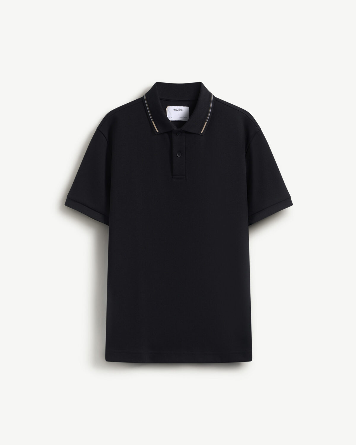 Men's short sleeve polo shirt with fitted collar