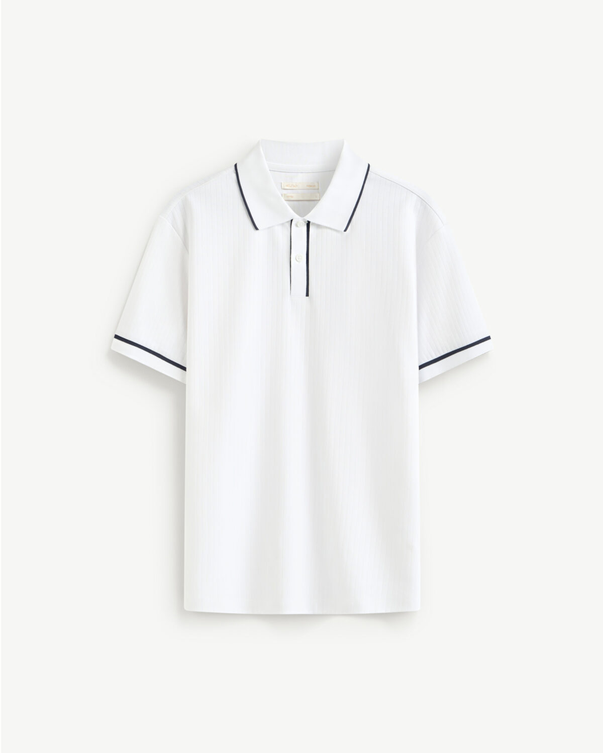 Men's short sleeve polo shirt with fitted trim cotton poly