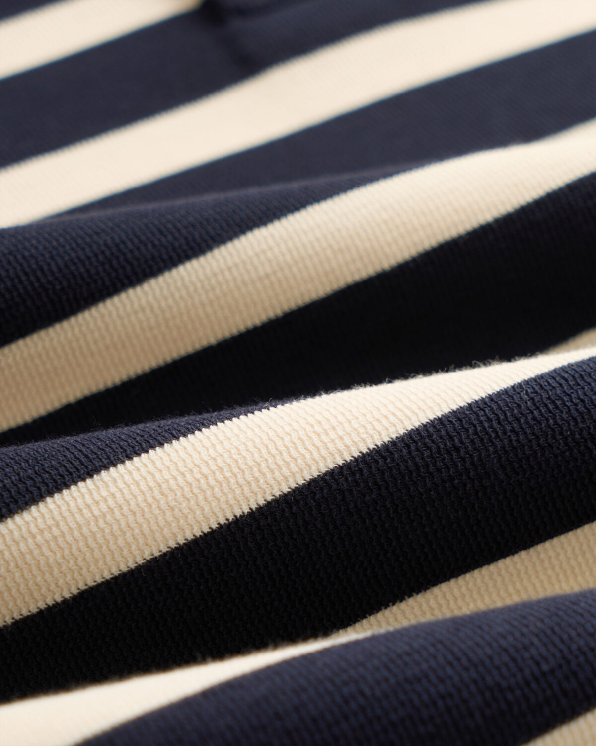 Men's short sleeve polo shirt with horizontal stripes.Fitted - Image 5